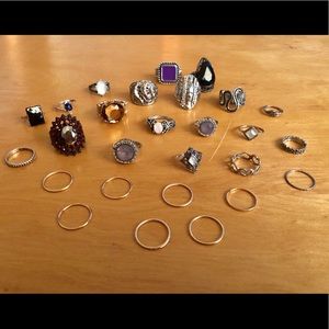 Assorted Chic Rings!!